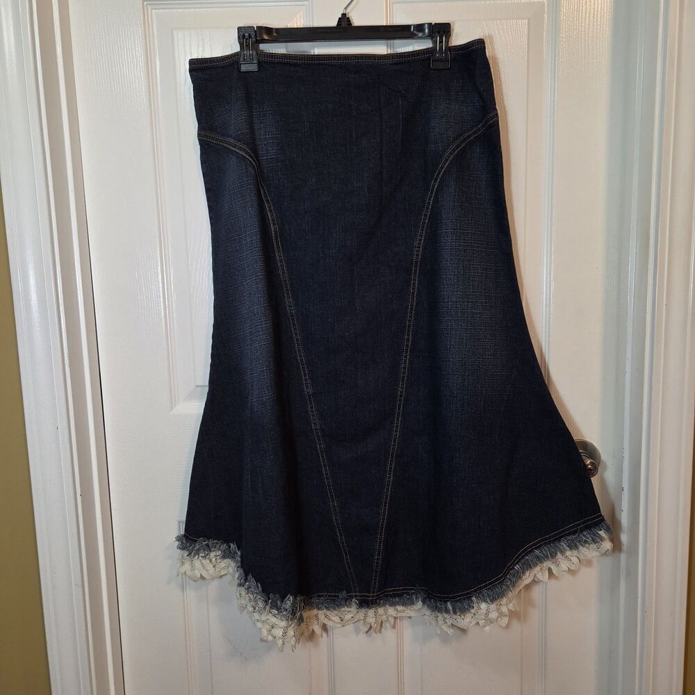 Vintage Lace Hem Dark Rinse Flared Denim Long Skirt Women's Size 14